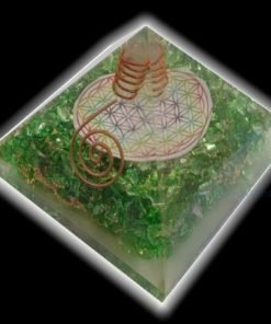 High Quality Orgone Green Onyx Pyramid With Flower Of Life Symbol and Clear Crystal Point Wholesale Supplier